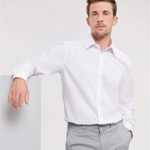Russell_Mens Long Sleeve Easy Care Tailored Oxford Shirt_922M_0R922M030_Model_front